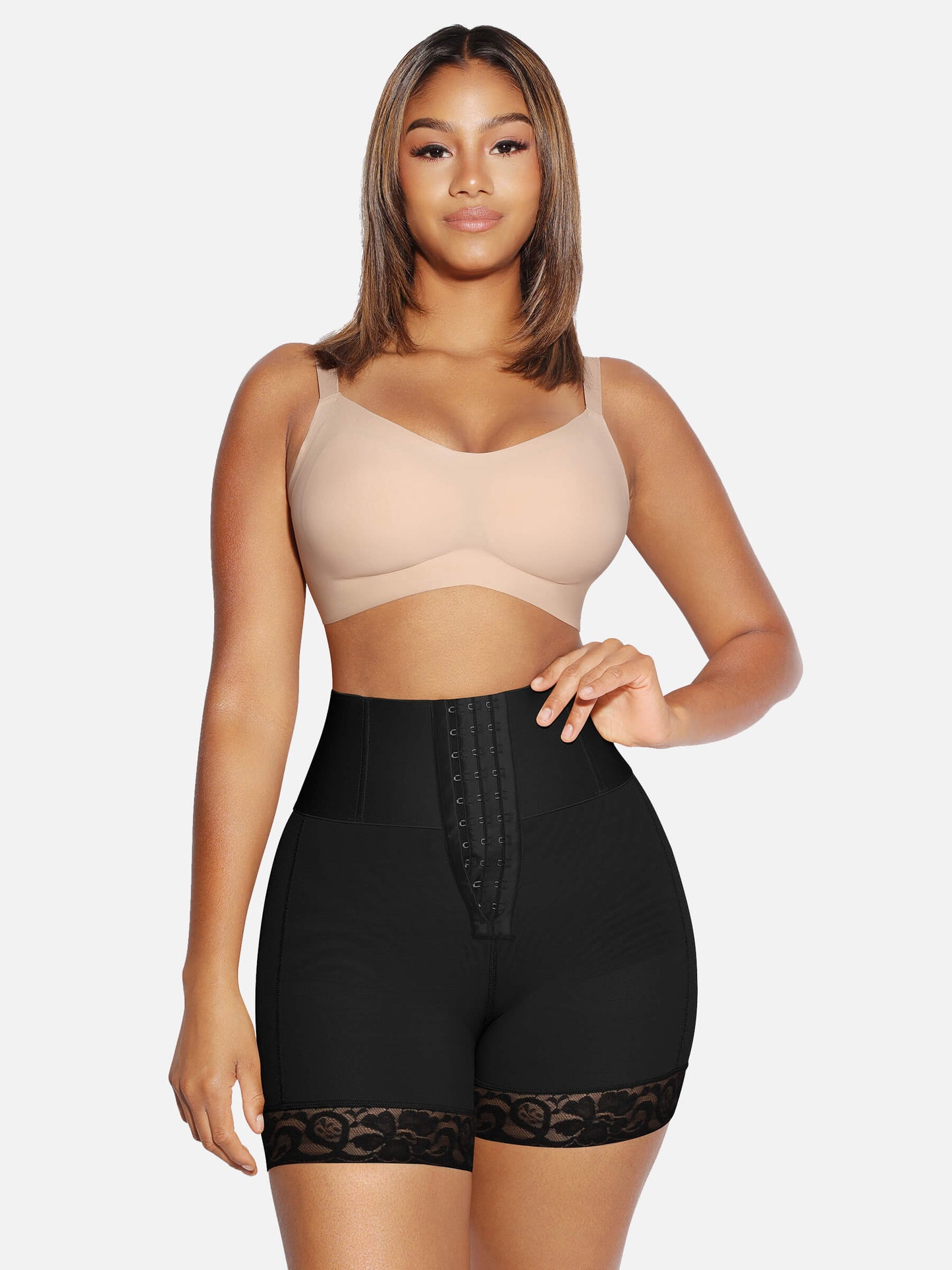Short taille haute gainant et rehausseur de fesses
