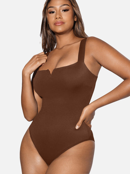 Bodysuit mit eckigem Kragen und elastischer Oberbekleidung